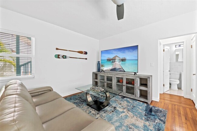 Building Photo - 3015 Seville St