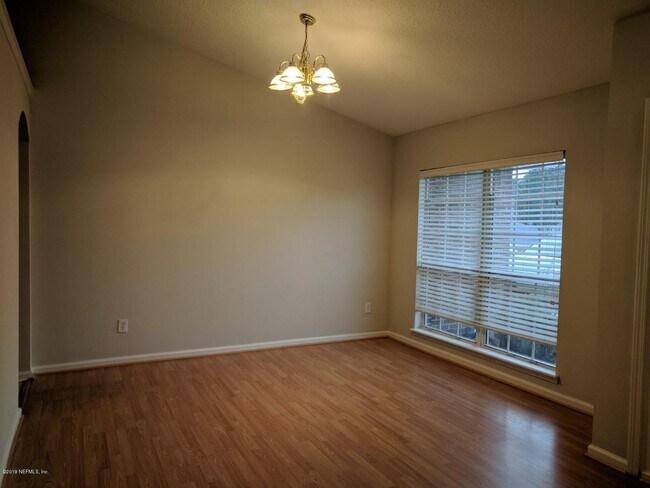 Building Photo - 12107 Grand Lakes Dr