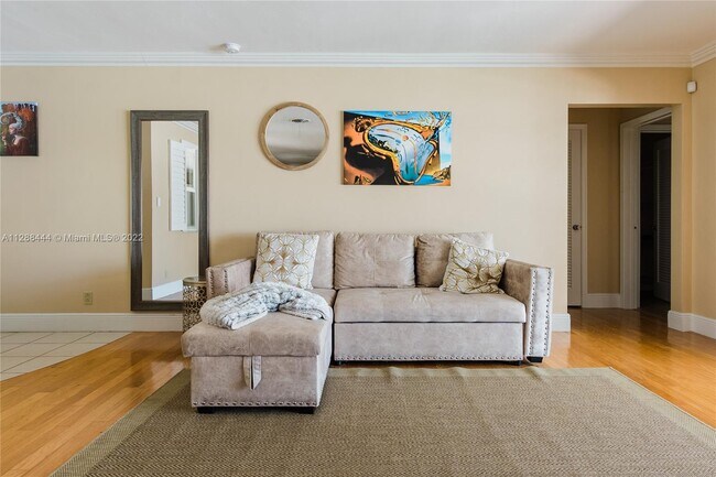 5940 NE 22nd Ave - 4