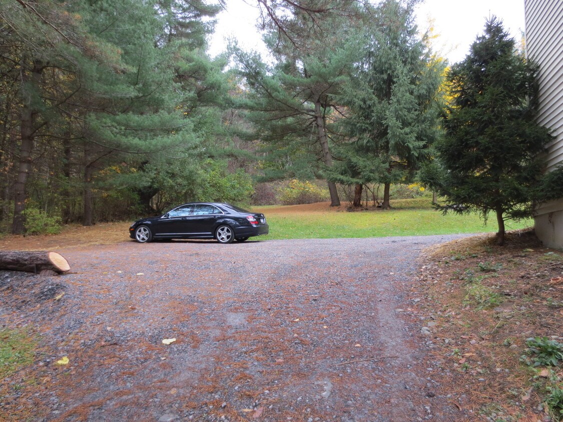 1279 Dryden Rd, Ithaca, NY 14850 House Rental in Ithaca, NY