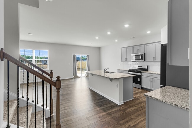 Building Photo - 2007 Minnette Cir