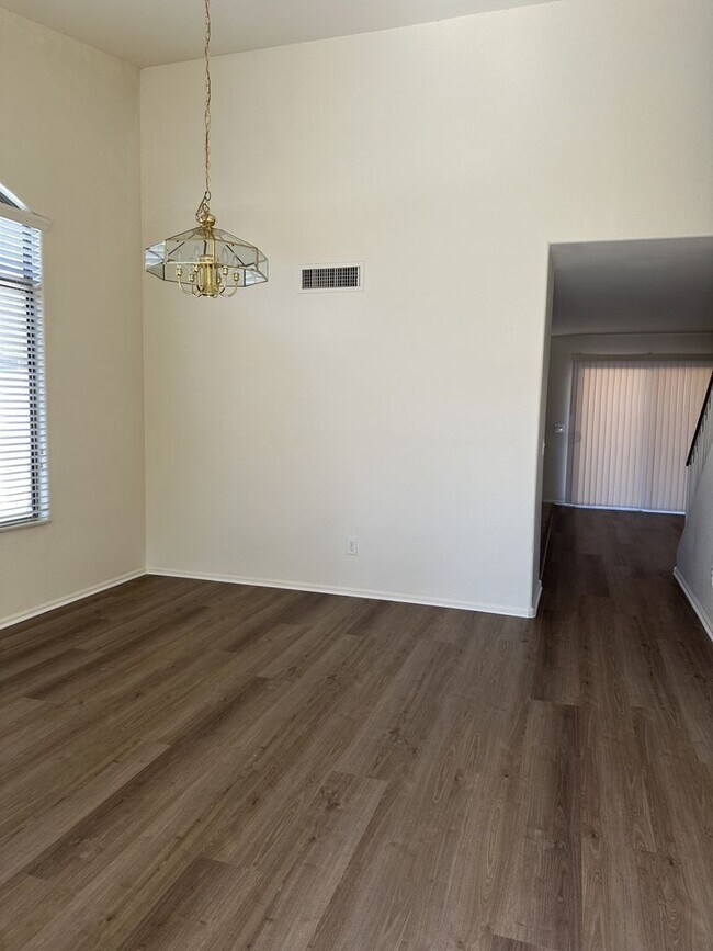 Building Photo - 4 Bedroom in Rancho El Dorado Maricopa