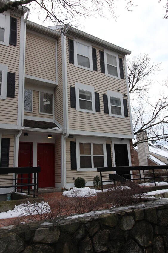 53 Highland Rd, Stamford, CT 06902 Townhome Rentals in Stamford CT