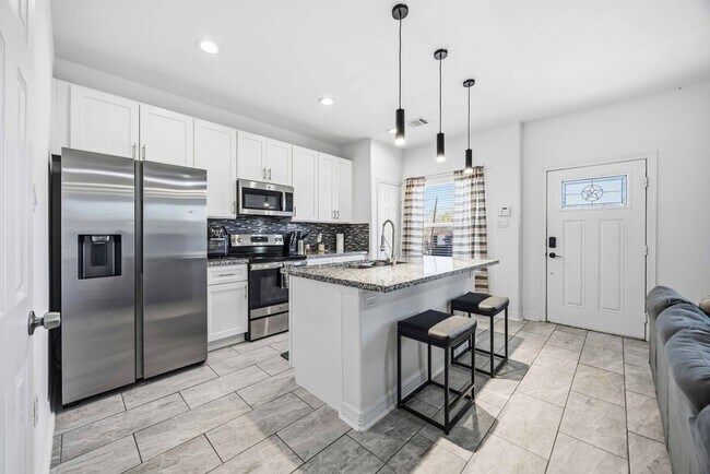 Foto del edificio - 3825 Easy St