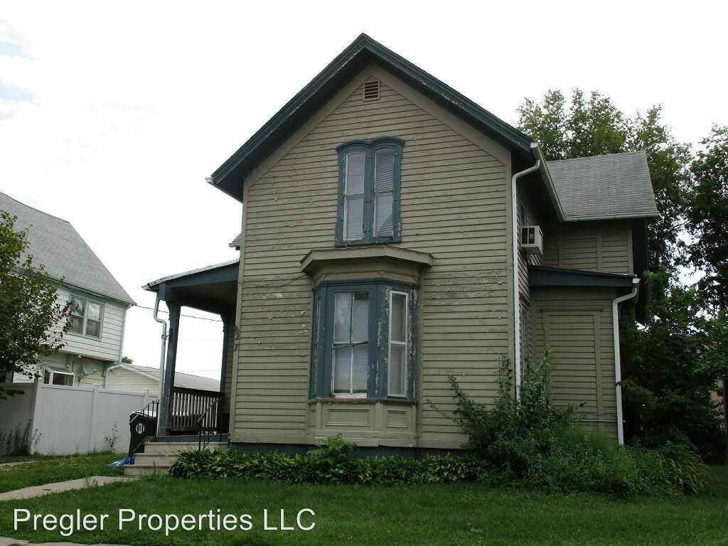 Primary Photo - 827 W 3rd St