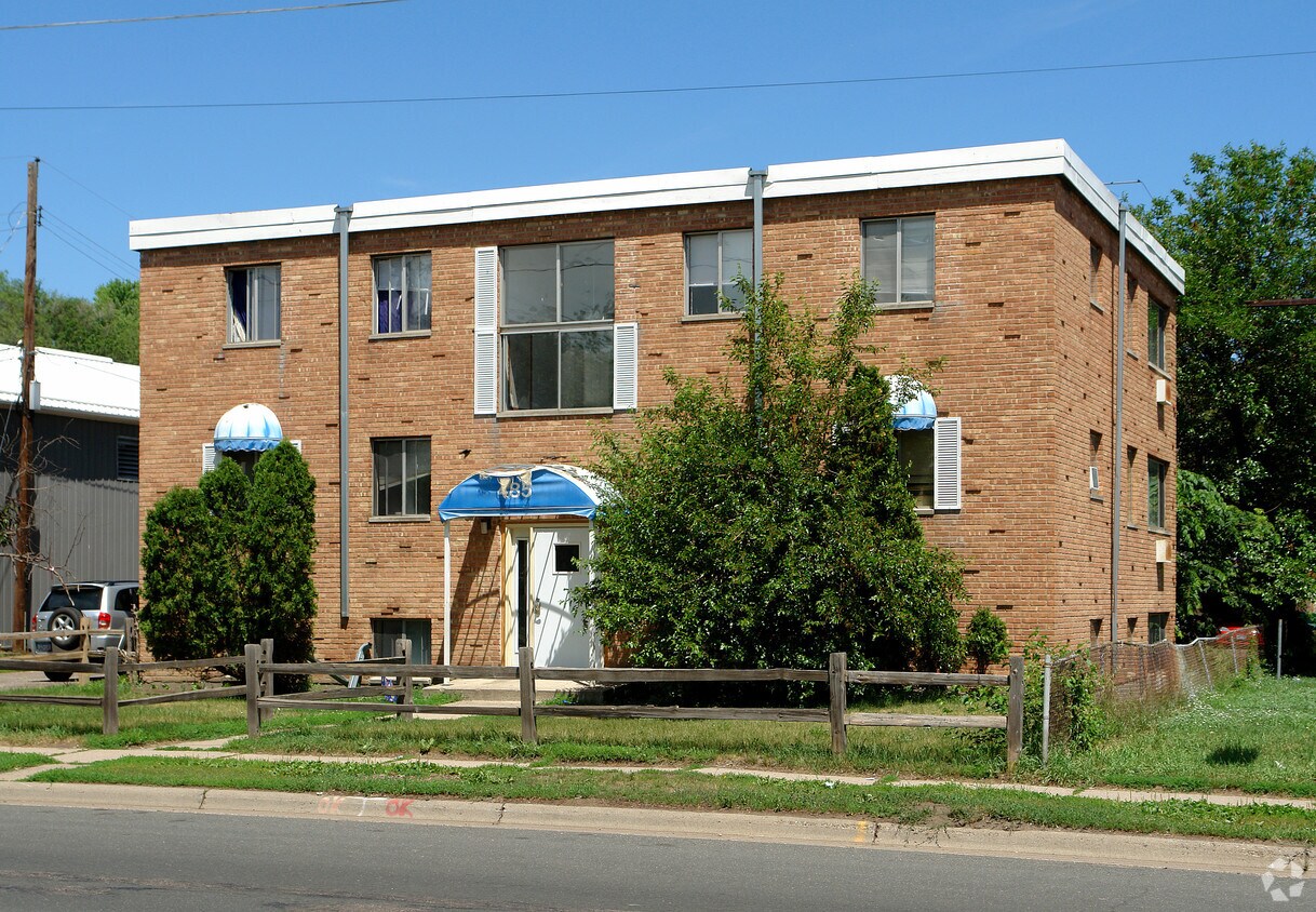 Primary Photo - 485 Maryland Avenue West