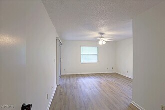 Building Photo - 6120 Whiskey Creek Dr