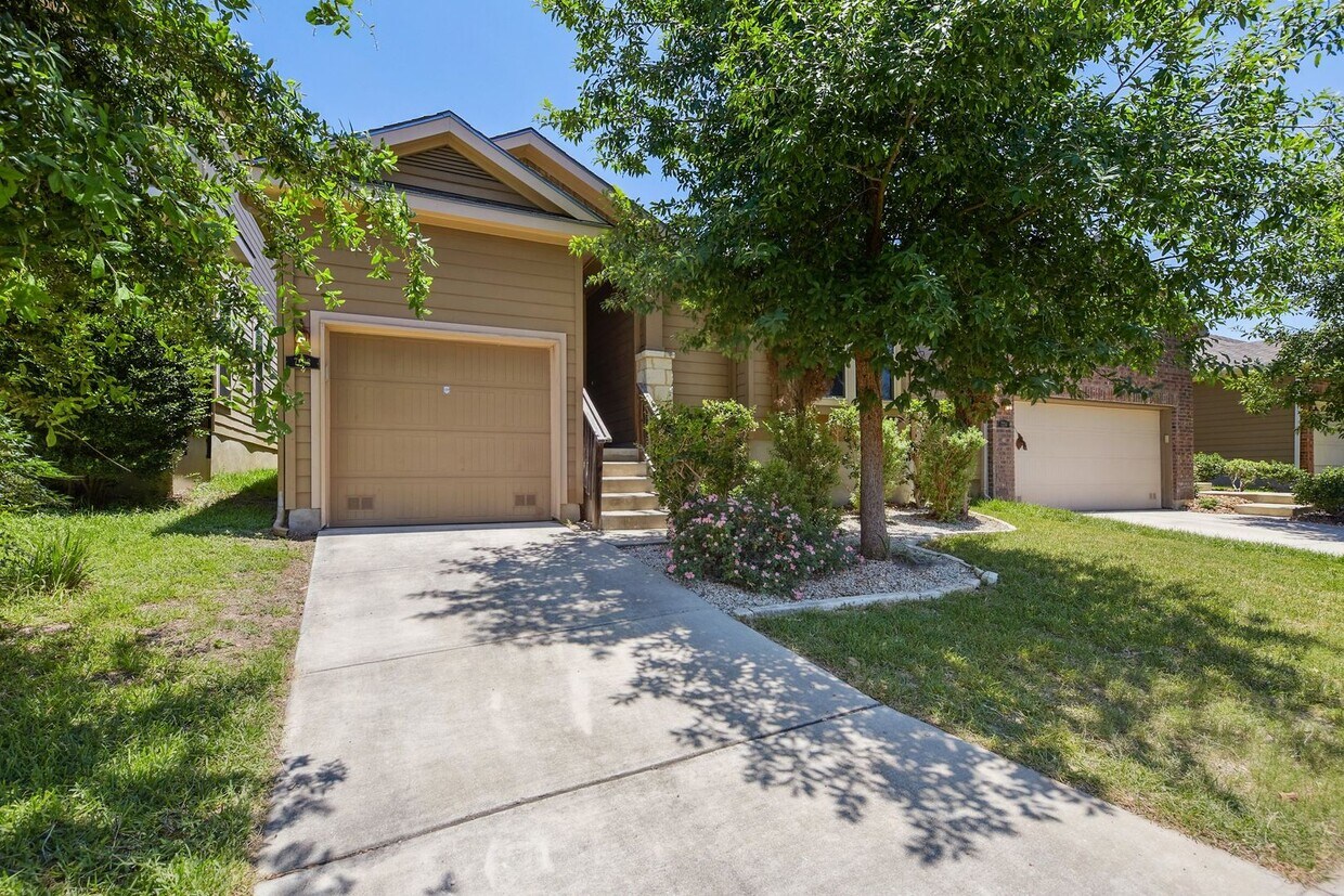 3 Bedroom Single Family in San Antonio - 3 Bedroom Single Family in San Antonio