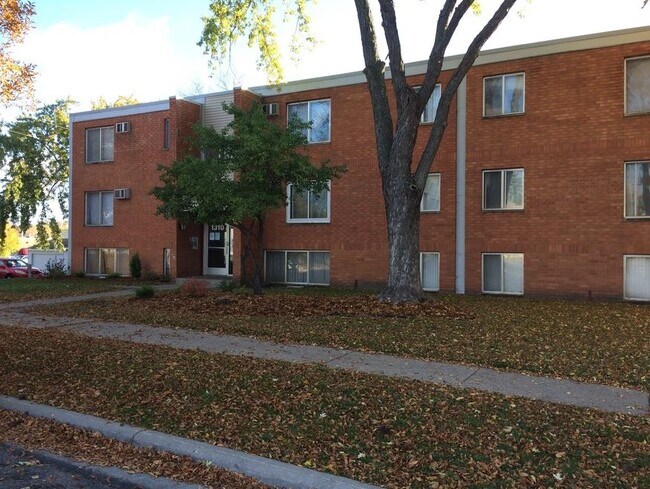 Foto del edificio - 1310 N Park St