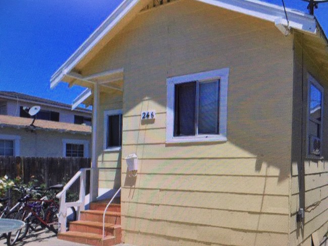 Front Entrance to Cottage - 246 W 16th St