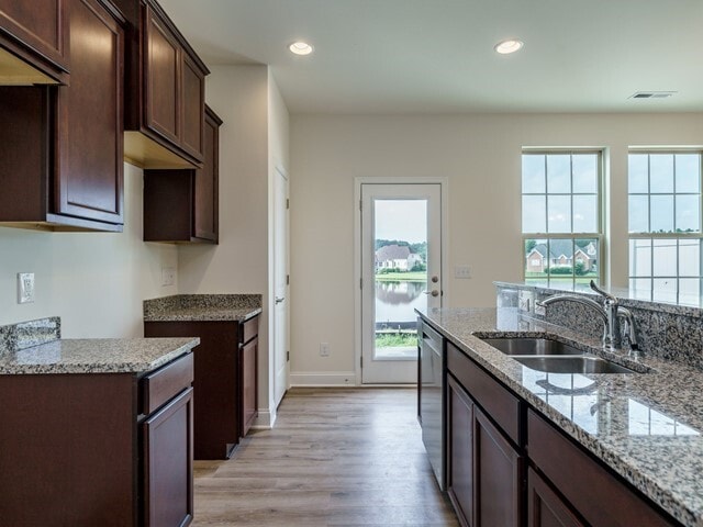 Building Photo - 3971 Weavers Pond Dr