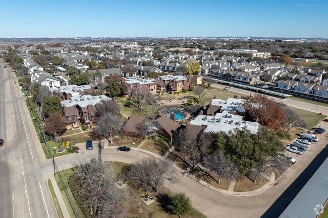 Aerial Photo - Oak Creek Condominiums