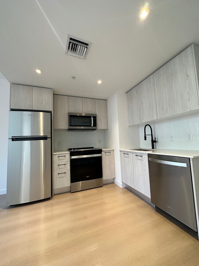 Foto del edificio - 161 NW 30th St