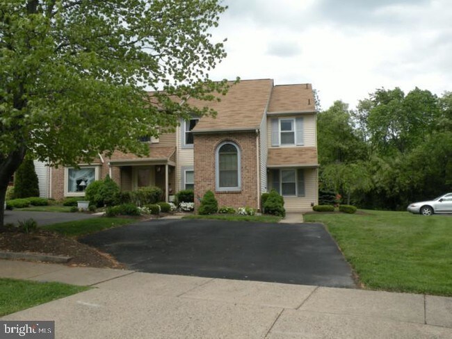 Building Photo - 27 Loggers Mill Rd
