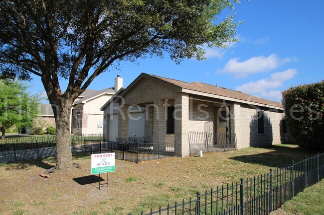 Foto del edificio - Trimmier Estates!