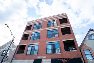Building Photo - 3110 W Belmont Ave