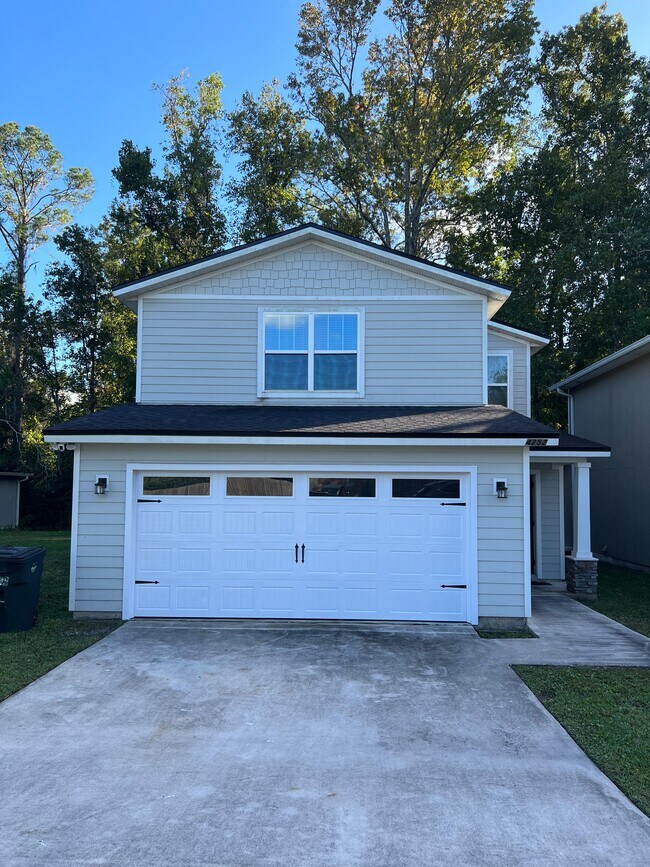 Front View - 4252 Adirolf Rd