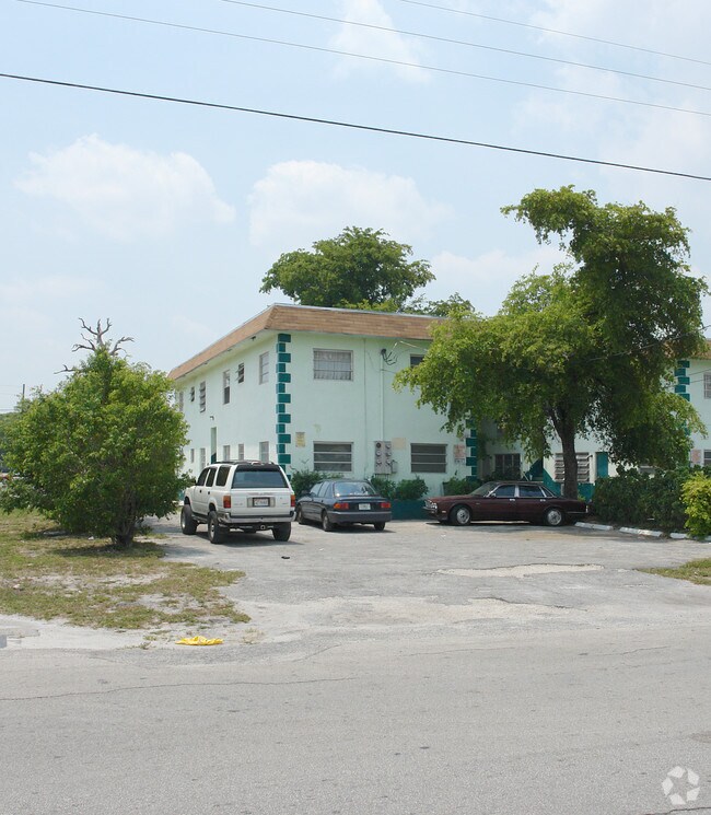 Foto del edificio - 1000-1002 NW 2nd St