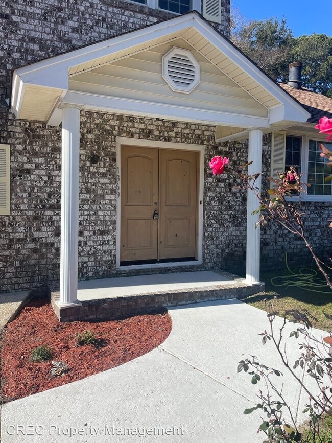 Foto del edificio - 4 br, 2 bath House - 1369 Miles Road