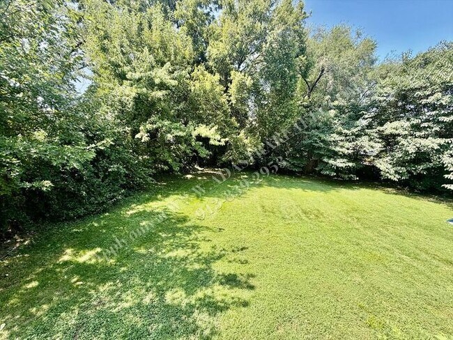 Building Photo - Charming 2 Bed 1 Bath in Independance-Available NOW!!