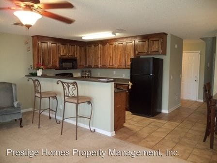 Building Photo - 2 br, 2.5 bath House - 136 Jasmine Circle