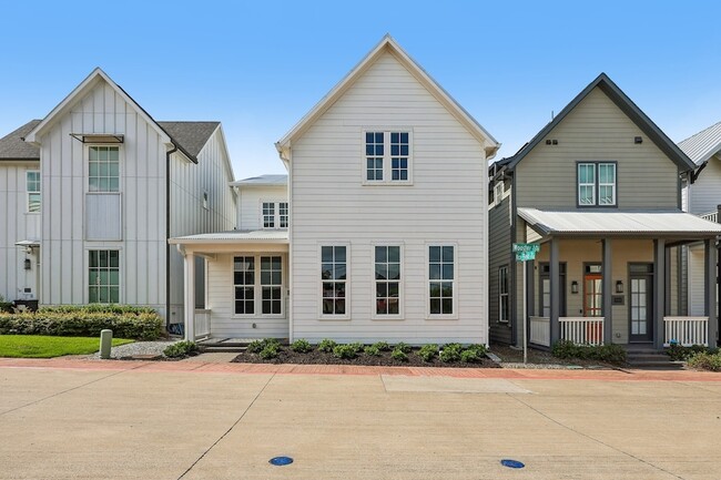 Photo - 708 Wooster Lane Unit House