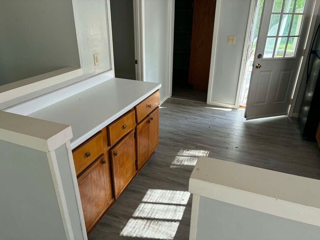 Foto del edificio - 608 Macfarlane St