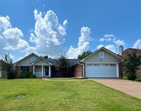 Building Photo - 464 Mayfair Ct