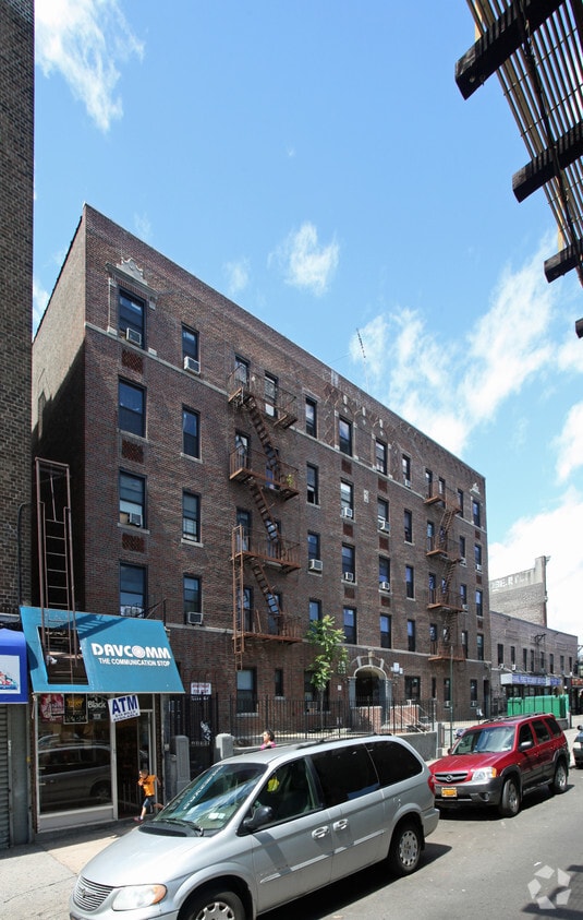Primary Photo - 266-68-270-72 Nagle Ave
