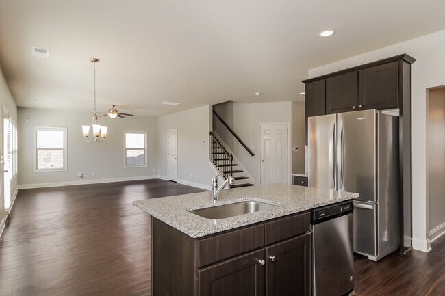 Foto del edificio - 331 Wood Point Way