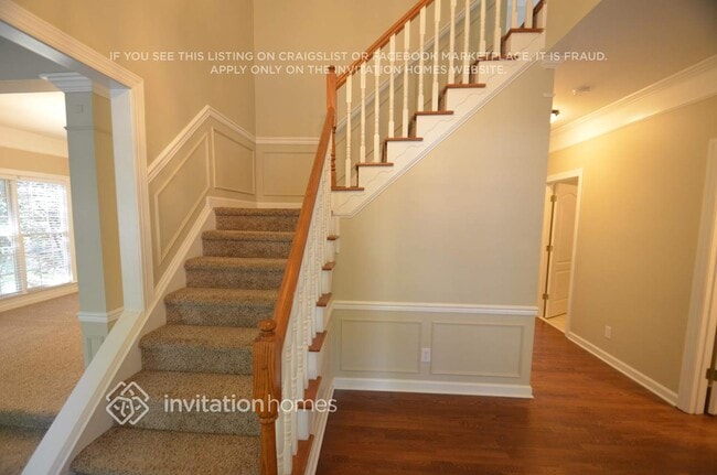 Building Photo - 5722 Kinglet Ln