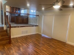 Building Photo - 137 Toni Ct