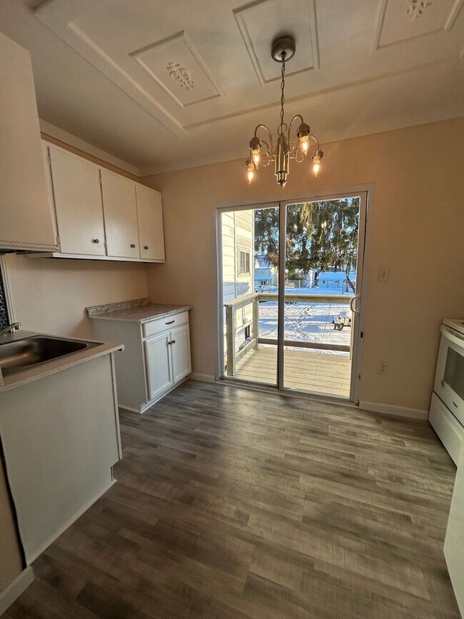 Foto del edificio - One bedroom two-story home in Kulpmont
