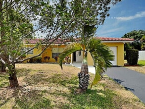 Building Photo - 7608 NW 43rd Ct