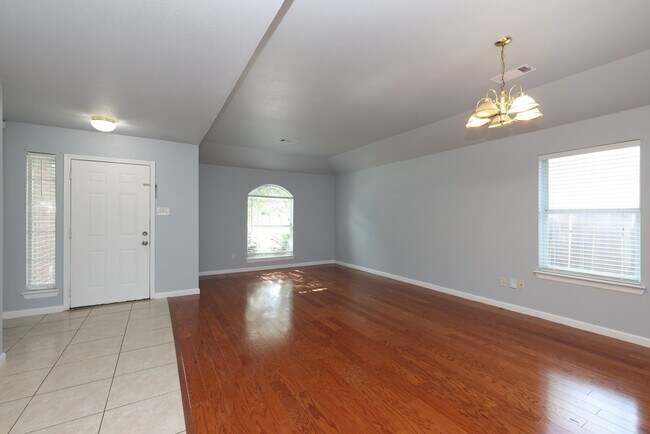 Building Photo - 7430 Pouter Dr