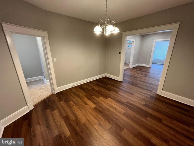 Foto del edificio - 608 Radnor Ave