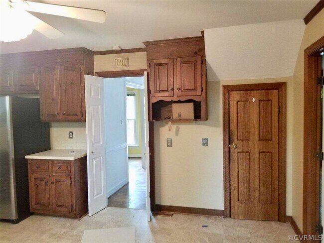 Building Photo - 24 Bridgehampton Pl