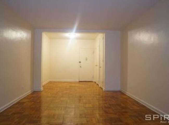 Foto del edificio - 270 Lenox Rd