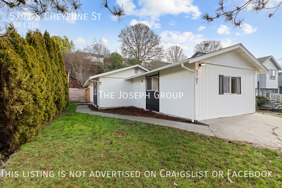 Foto principal - Recently remodeled 3 bed/2 bath in Tacoma!