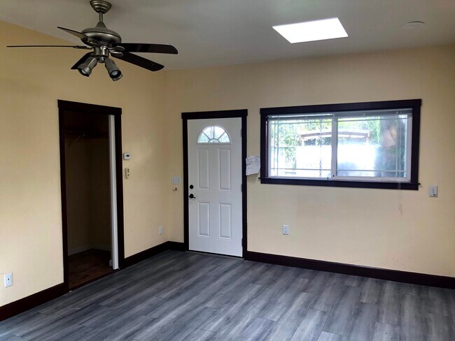 Foto del edificio - 122 Fairmount Ave