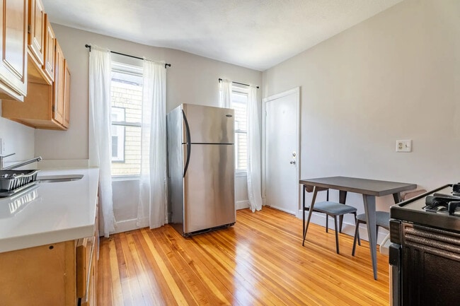 Building Photo - 29 Edison Grn