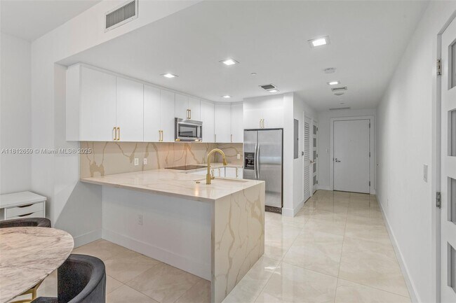 Foto del edificio - 1060 Brickell Ave