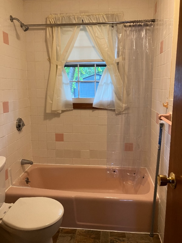 Building Photo - 2 Woburn St