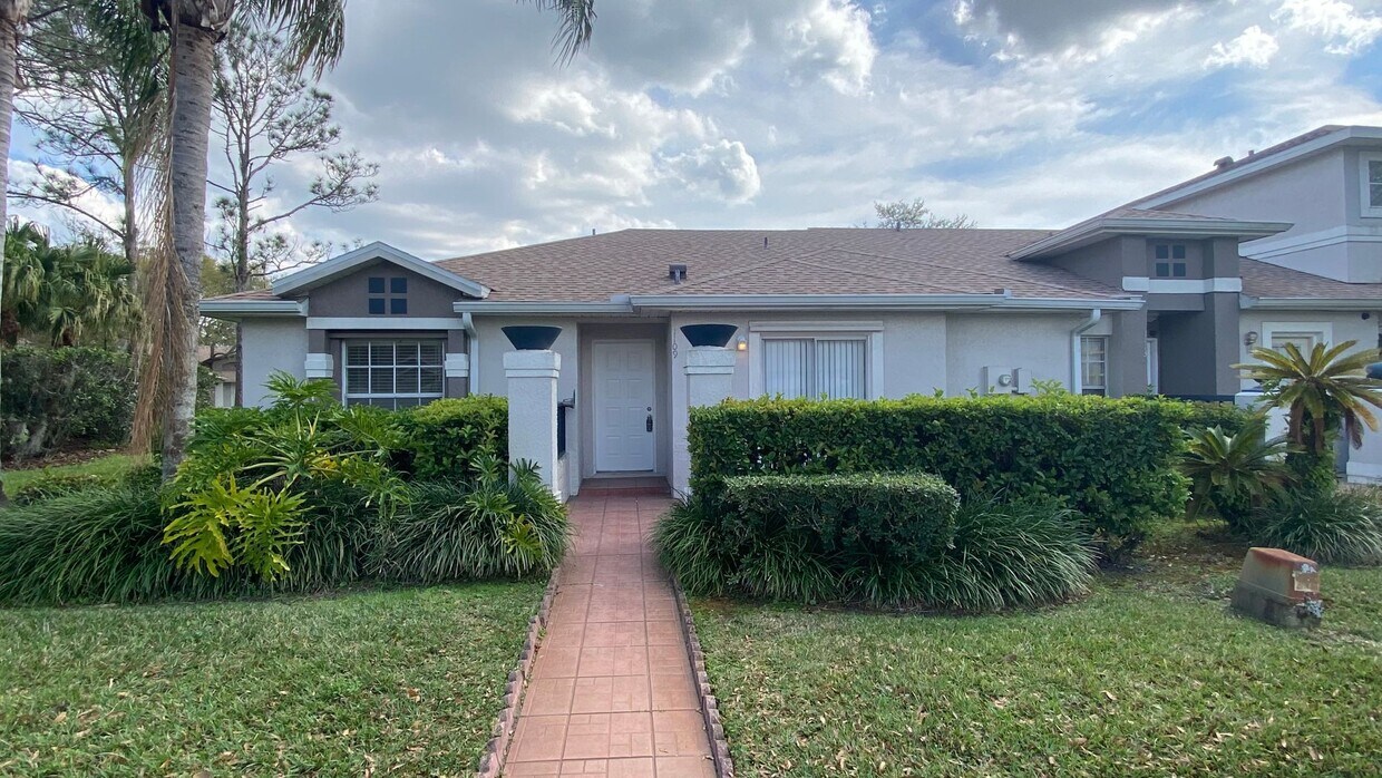 Primary Photo - 3 Bedroom, 2 Bath in Island Cove!