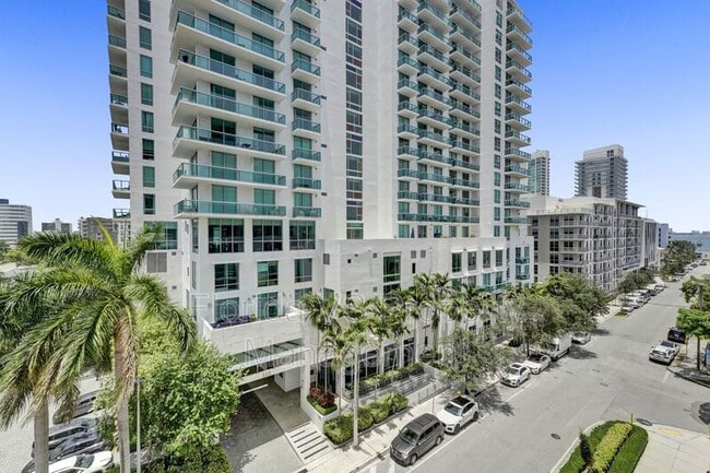 Foto del edificio - 350 NE 24th St