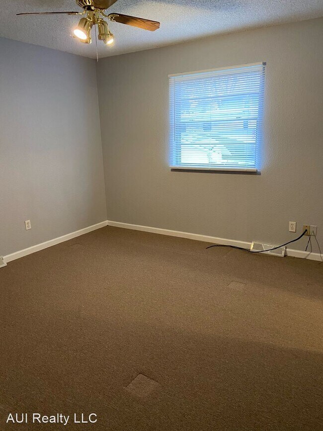 Foto del edificio - 3 br, 2 bath House - 1710 N Belvidere Avenue