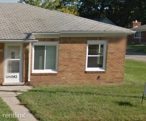 Building Photo - 1675 Parkwood Ave