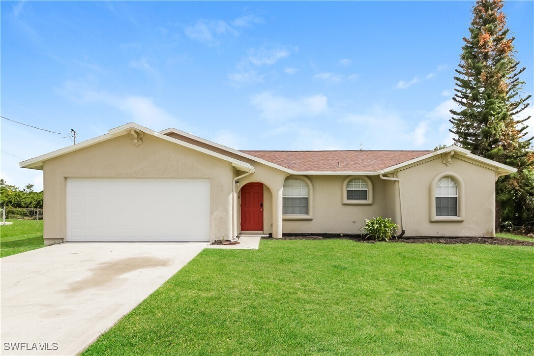 Foto principal - 3703 14th St W