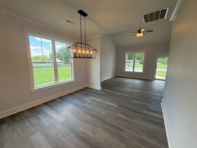 Building Photo - 4505 Pintail Pl SW