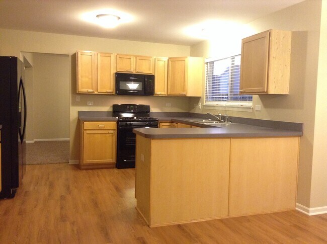 Foto del edificio - 7003 Pyramid Dr